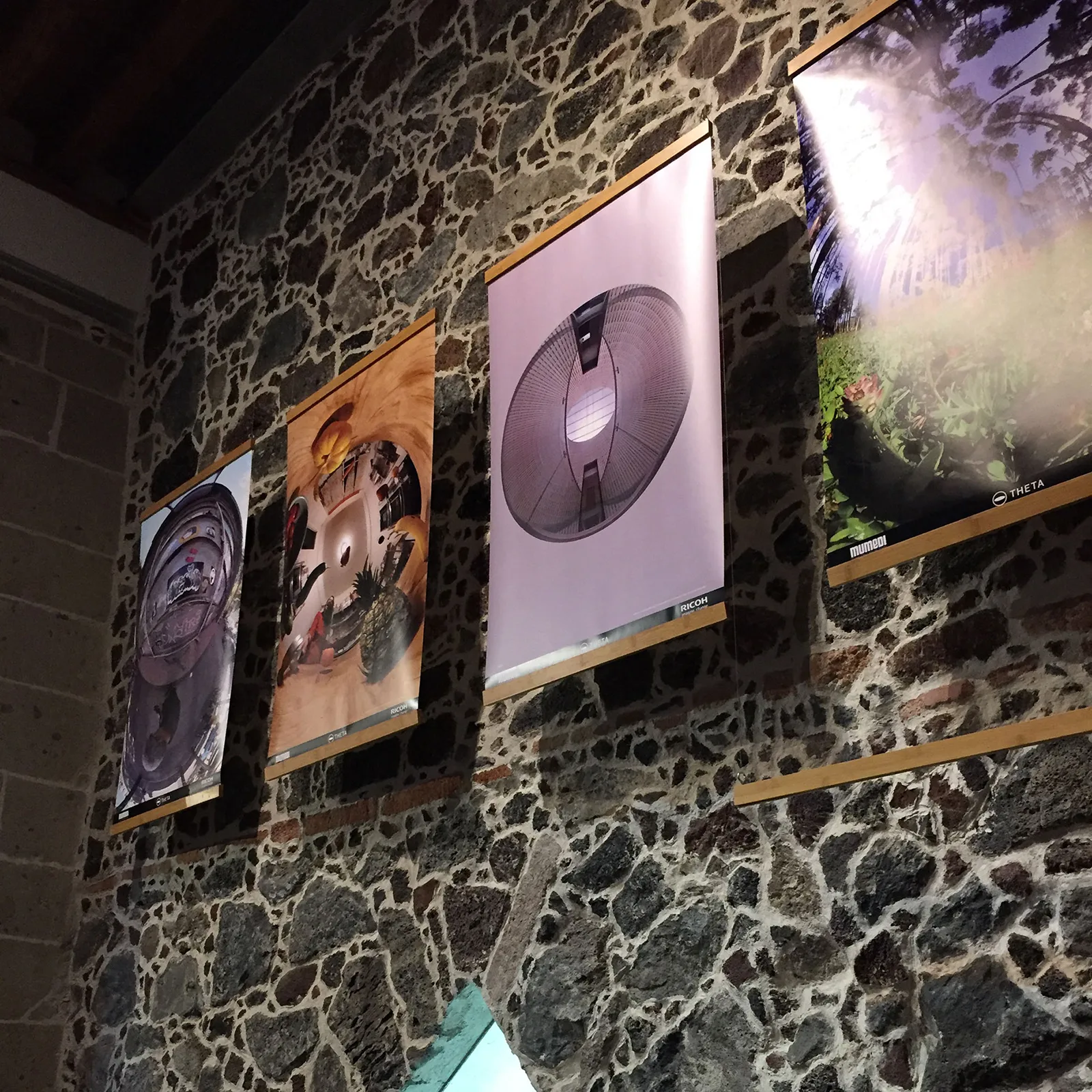 Trabajo fotográfico 360 grados de Carlos Durand exhibido en MUMEDI